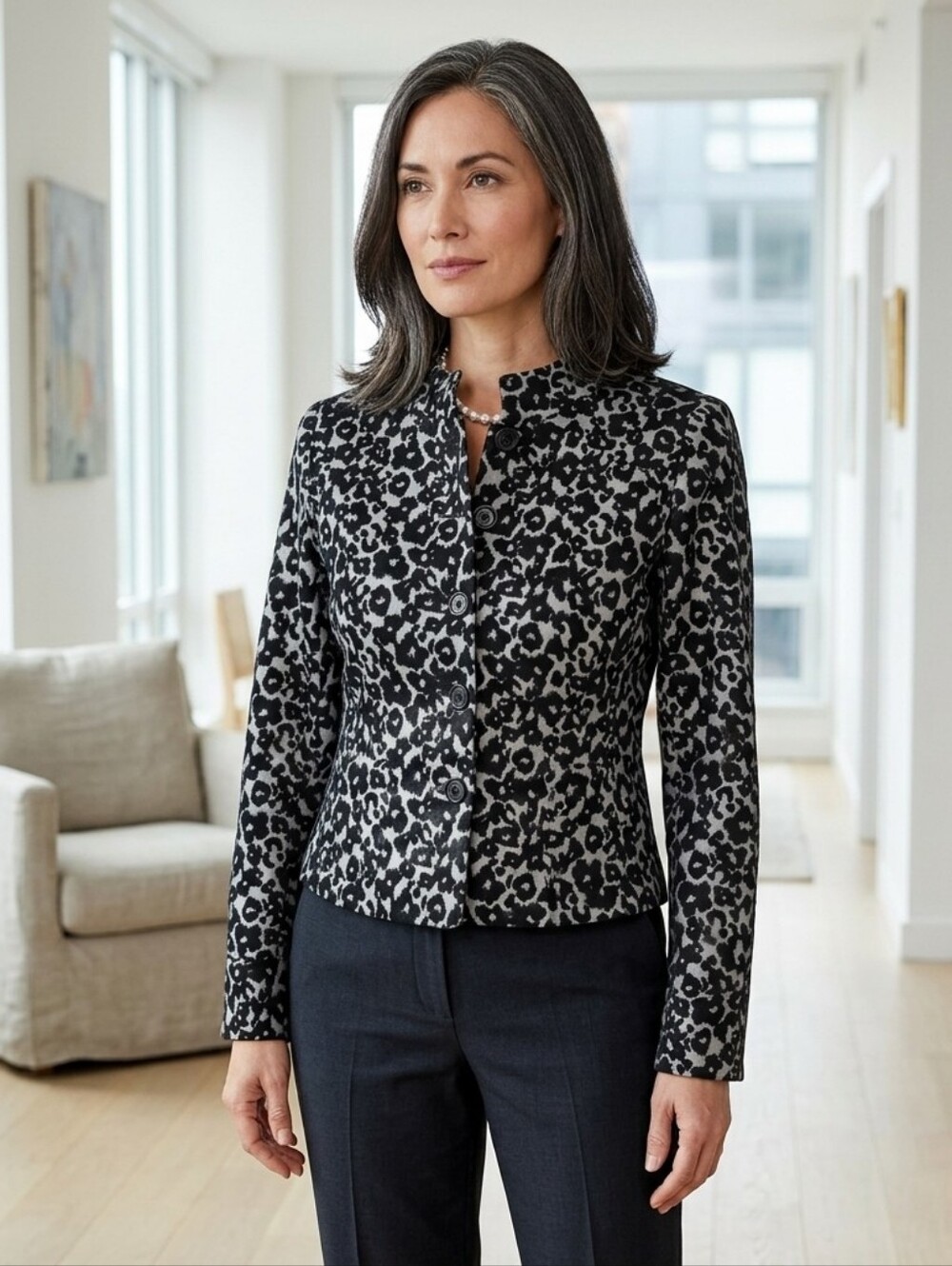 Eci Button Down‎ Blazer Small Animal Print